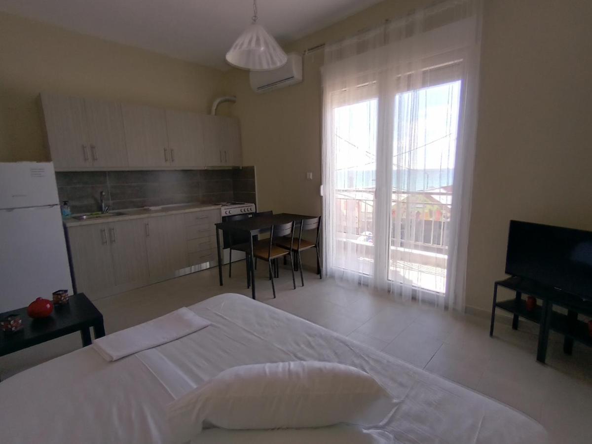Katerina Apartment Nea Plagia Zewnętrze zdjęcie